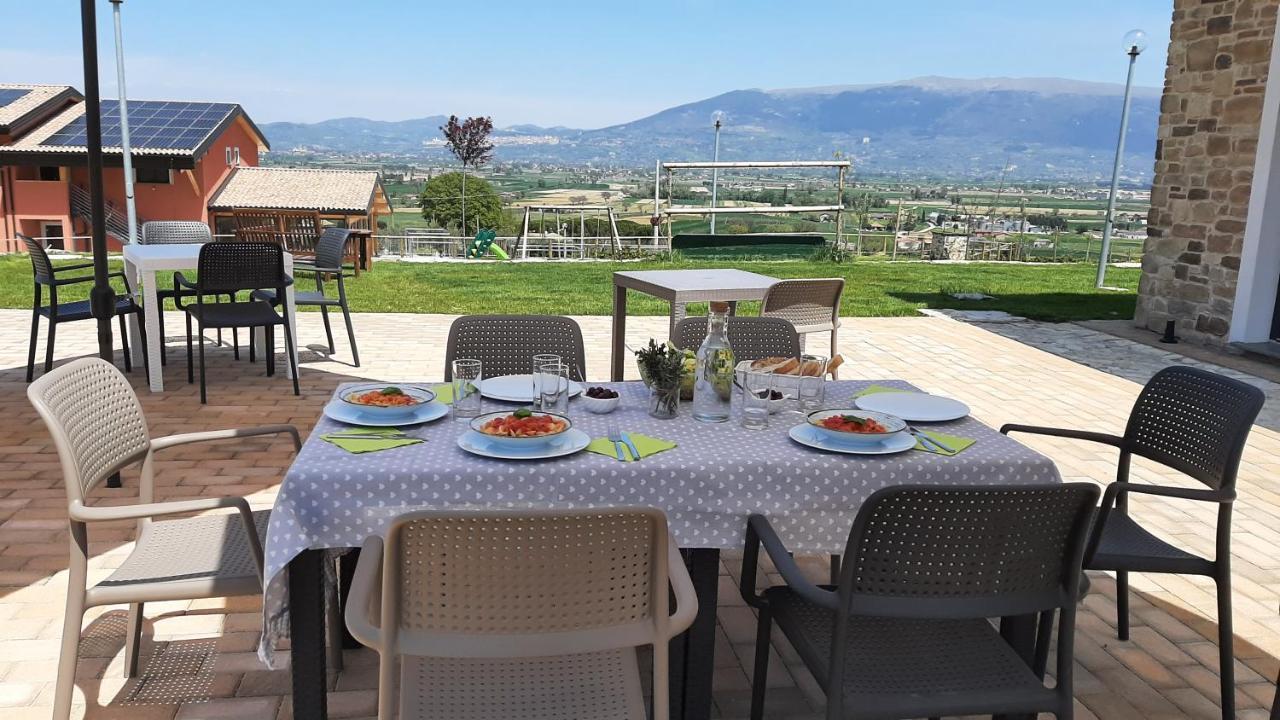 Agriturismo Incanto Della Natura Cannara Экстерьер фото